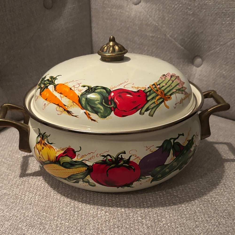 Vintage Vegetable Design Enamel Casserole Dish